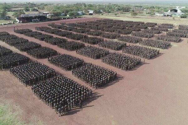 የኢትዮጵያ መከላከያ ሠራዊት የልዩ ዘመቻዎች ዕዝ ማሠልጠኛ ማዕከል መሠረታዊ ምልምል ወታደሮች አስመረቀ የኢትዮጵያ መከላከያ ሠራዊት የልዩ ዘመቻዎች ዕዝ ማሠልጠኛ ማዕከል መሠረታዊ ምልምል ወታደሮች አስመረቀ - Sputnik አፍሪካ