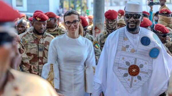 የጊኒ ጠቅላይ ፍርድ ቤት ማማዲ ዱምቡያ ፕሬዝዳንት መሆናቸውን በይፋ አወጀ - Sputnik አፍሪካ