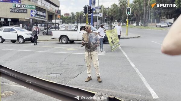 'ፍልስጤምን ነጻ አውጡ' - የደቡብ አፍሪካ የሲቪል ማኅበረሰብ ቡድኖች በብሪታንያ ታስረው የረሃብ አድማ ላይ ለሚገኙ የፍልስጤም ደጋፊ ተሟጋቾች የድጋፍ ሰልፍ አካሄዱ - Sputnik አፍሪካ