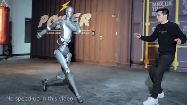#viral | የቻይና ኩባንያ የሰው መሳይ ሮቦቶ የሥልጠና ቪዲዮን ይፋ አደረገ - Sputnik አፍሪካ
