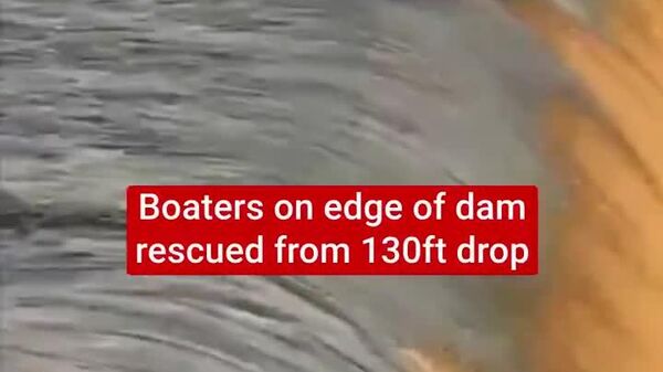 #viral | በደቡብ አፍሪካ 40 ሜትር ጥልቀት ካለው የውሃ ግድብ አፋፍ ላይ ከነበረች ጀልባ አራት ሰዎች ተረፉ - Sputnik አፍሪካ