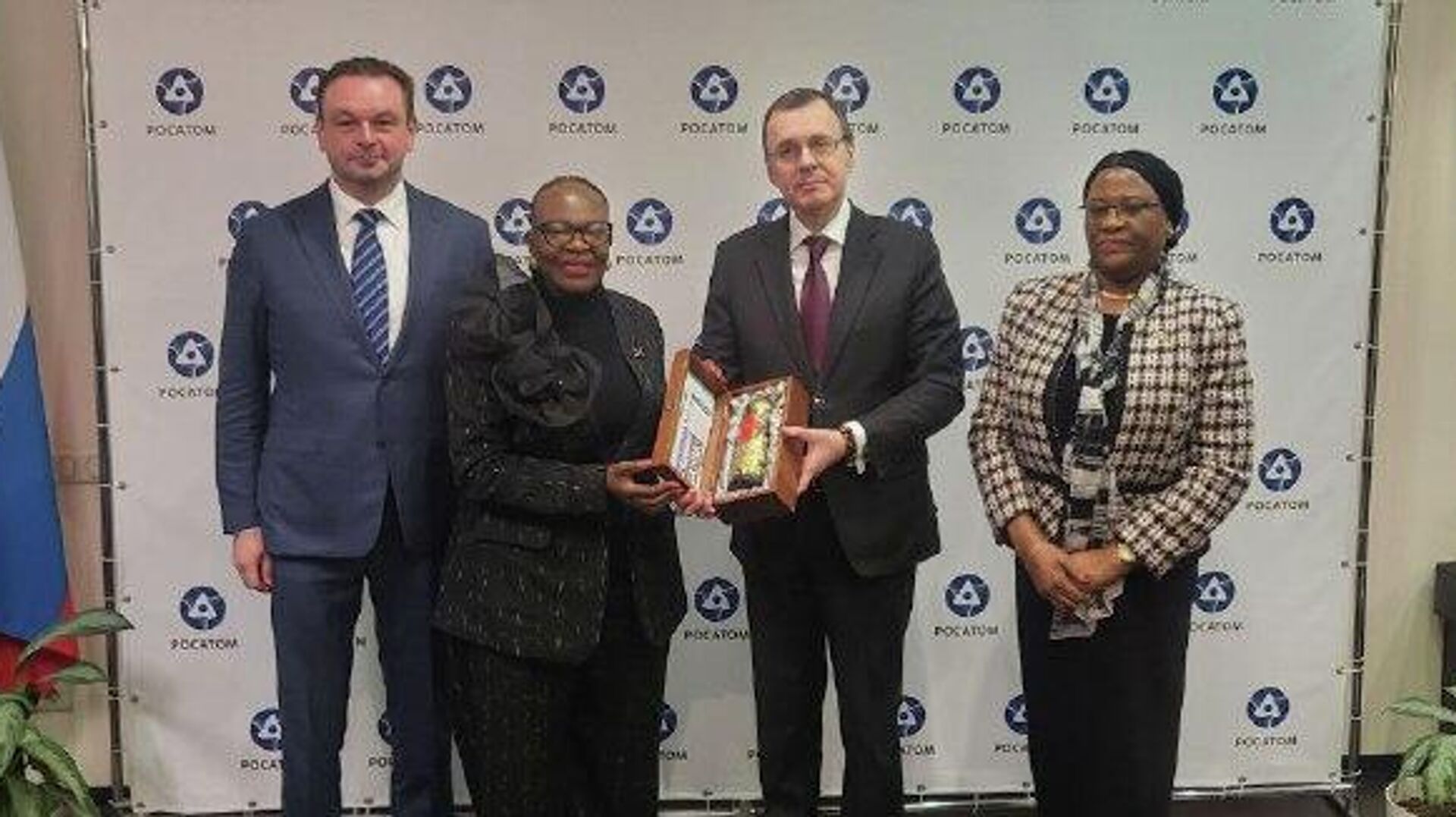 ሩሲያ እና ናሚቢያ በዩራኒየም ክምችት ላይ በጋራ ለመሥራት ተወያይተዋል - ሮሳቶም ሩሲያ እና ናሚቢያ በዩራኒየም ክምችት ላይ በጋራ ለመሥራት ተወያይተዋል - ሮሳቶም - Sputnik አፍሪካ, 1920, 14.01.2026