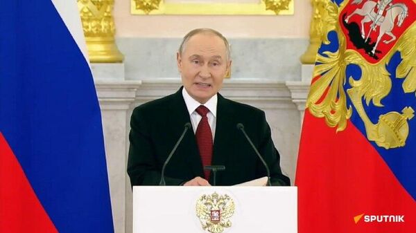 ሰላም በራሱ ጊዜ የሚመጣ አይደለም፤ በየቀኑ በሚደረጉ ጥረቶች የሚገነባ ነው - ፑቲን - Sputnik አፍሪካ