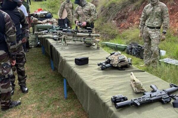 ሩሲያ ለማዳጋስካር ወታደራዊ ቁሳቁሶችን አስረከበች፤ ሥልጠናም እንደምትሰጥ የማዳጋስካር ፕሬዝዳንት ጽሕፈት ቤት አስታወቀ - Sputnik አፍሪካ