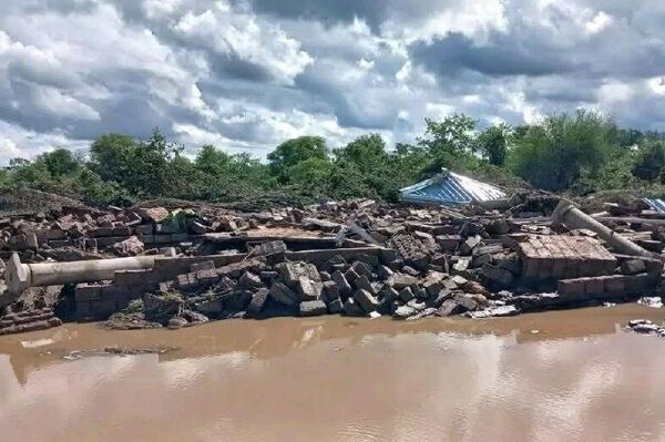 ደቡብ አፍሪካ በደርዘን ለሚቆጠሩ ሰዎች ሞት ምክንያት የሆነውን የጎርፍ አደጋ ተከትሎ ብሔራዊ የአደጋ ጊዜ አወጀች - Sputnik አፍሪካ