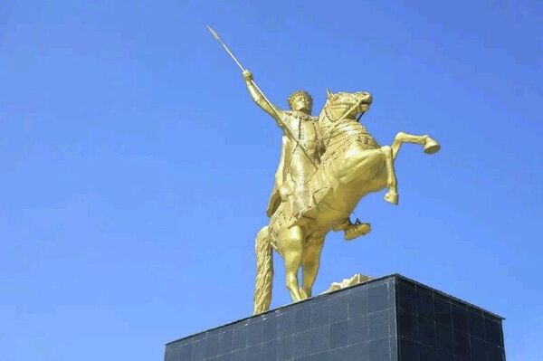 የዎላይታ 50ኛው ንጉስ ካዎ ጦና መታሰቢያ ሐውልት በወላይታ ሶዶ ከተማ ተመረቀ - Sputnik አፍሪካ