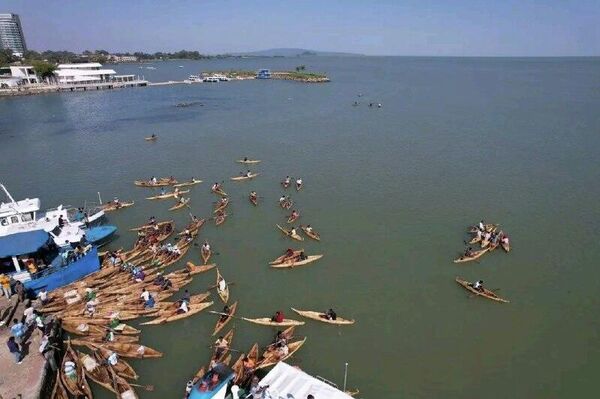 በባሕር ዳር ጣና ሐይቅ ላይ የታንኳ ቀዘፋ ውድድር ተካሄደ - Sputnik አፍሪካ