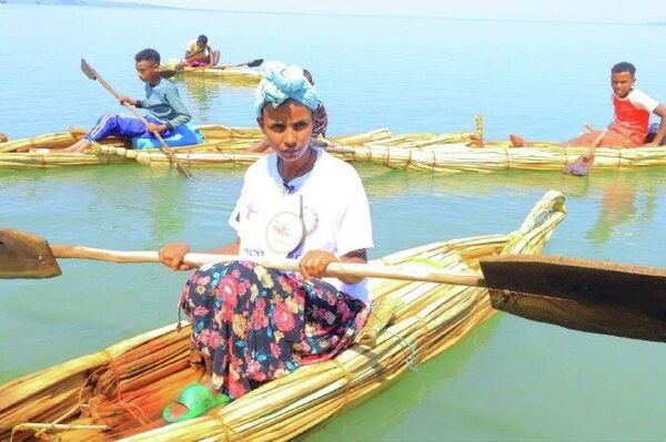 በባሕር ዳር ጣና ሐይቅ ላይ የታንኳ ቀዘፋ ውድድር ተካሄደ - Sputnik አፍሪካ