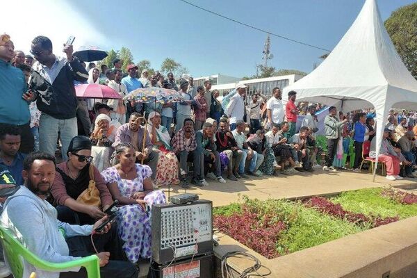 በባሕር ዳር ጣና ሐይቅ ላይ የታንኳ ቀዘፋ ውድድር ተካሄደ - Sputnik አፍሪካ