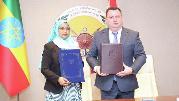 ኢትዮጵያ እና ቤላሩስ በወታደራዊ ዘርፍ በጋራ ለመሥራት የሚያስችላቸውን የመግባቢያ ስምምነት ተፈራርሙ - Sputnik አፍሪካ