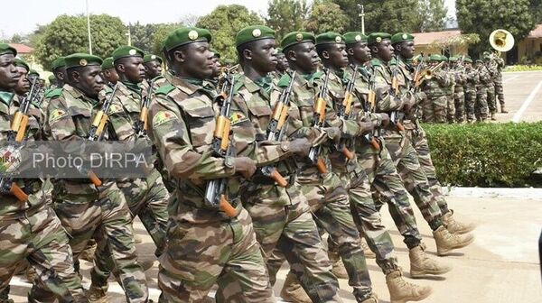 የማሊ ጦር አንድ መቶ ያህል ታጣቂዎችን በአየር ጥቃት እንደደመሰሰ አስታወቀ - Sputnik አፍሪካ