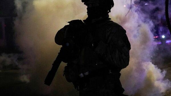 አሜሪካ ከኢራን ጋር ለሚደረግ ወታደራዊ ግጭት በምድር፣ በአየር እና በባሕር ኃይል እየተዘጋጀች ነው - የሊባኖስ ባለሙያ - Sputnik አፍሪካ