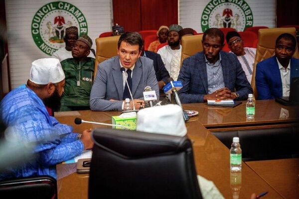 የናይጄሪያ ኒጀር ክልል ከእስልምና ልማት ባንክ ጋር በመተባበር ከሰሃራ በታች የመጀመሪያውን የፀሐይ ኃይል ማመንጫ ፕሮጀክት ሊገነባ ነው - Sputnik አፍሪካ