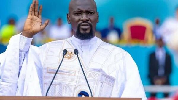 ኢኮዋስ በጊኒ ላይ ጥሎት የነበረውን ማዕቀብ ሙሉ በሙሉ አነሳ - Sputnik አፍሪካ