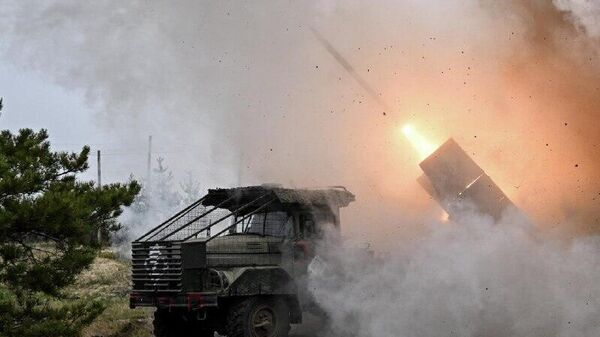 ሞስኮ ለድርድር ምቹ ሁኔታዎችን ለመፍጠር እስከ ጥር 24 ድረስ በዩክሬን ላይ ጥቃት ከመፈፀም እንድትታቀብ ትራምፕ ባቀረቡት ጥያቄ ተስማምታለች - ክሬምሊን - Sputnik አፍሪካ