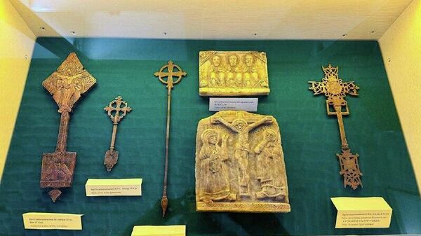 የኢትዮጵያ ኦርቶዶክስ ተዋህዶ ቤተክርስቲያን ጥንታዊ ቅርሶች በሩሲያ መንግሥት የታሪክ ቤተ-መጻሕፍት ለዕይታ ቀረቡ - Sputnik አፍሪካ