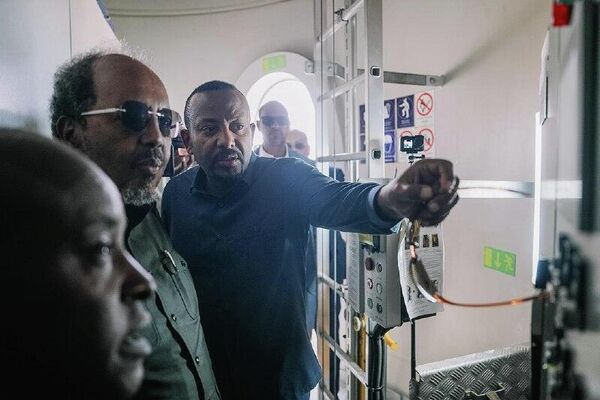 አይሻ 2 “የኃይል ዋስትና የማረጋገጥ ስትራቴጂያችን አንድ የማዕዘን ድንጋይ ነው” – ጠቅላይ ሚኒስትር ዐቢይ አሕመድ - Sputnik አፍሪካ