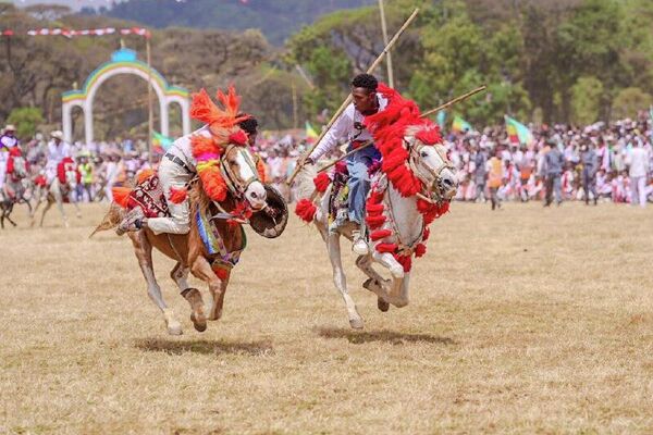 በ86ኛው የአገው ፈረሰኞች በዓል የፈረስ ግልቢያ ትርዒት ድንቅ ትዕይንቶች በምስል - Sputnik አፍሪካ