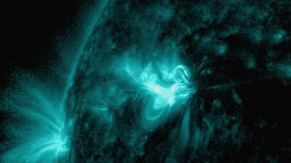 #viral| ፀሐይ ሦስት ኃይለኛ የነበልባል ፍንዳታዎችን እንዳስተናገደች የሩሲያ የሳይንስ አካዳሚ አስታወቀ - Sputnik አፍሪካ