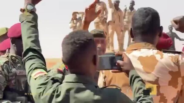 አል-ቡርሃን በካርቱም የሚገኘውን ስልታዊ 5ኛ ክፍለ ጦር ብርጌድን ጎበኙ - Sputnik አፍሪካ