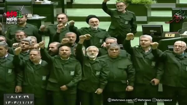 #viral| የእስላማዊ አብዮት ዘብ ዩኒፎርምን የለበሱ የኢራን ፓርላማ አባላት “ሞት ለአሜሪካ”፤ “ሞት ለጽዮናውያን” ሲሉ ተቃውሟቸውን አሰሙ - Sputnik አፍሪካ