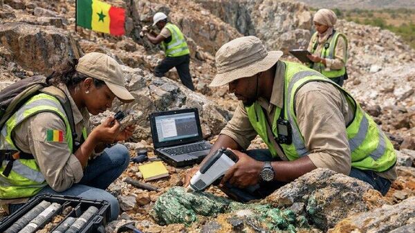 ሴኔጋል በብርቅዬ ማዕድናት ዙሪያ ጥናት ጀመረች - Sputnik አፍሪካ