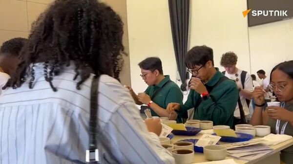 የ22ኛው የአፍሪካ ፋይን ኮፊ ዐውደ ርዕይ የቡና ቅምሻ - Sputnik አፍሪካ