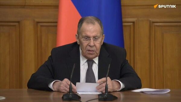 ሩሲያ ዩክሬን ውስጥ ለሲቪል-ወታደራዊ ለሁለት አይነት አገልግሎት የሚውሉ ወይም ወታደራዊ ተቋማትን ብቻ ታጠቃለች - ላቭሮቭ - Sputnik አፍሪካ