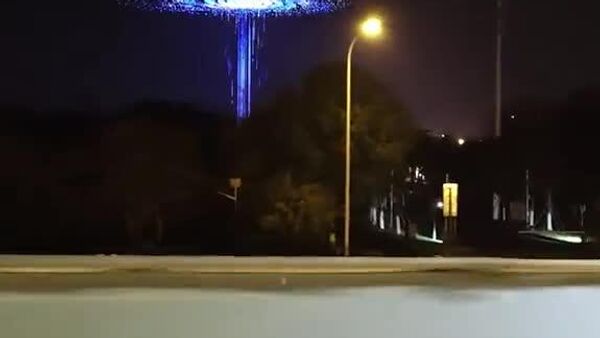 #viral | ቻይና ውስጥ የታየው አስደናቂ የብርሃን ትርኢት፤ ድሮኖች የሁለንታ መግቢያ በር የሚመስል የብርሃን ቅርፅ ሰሩ - Sputnik አፍሪካ