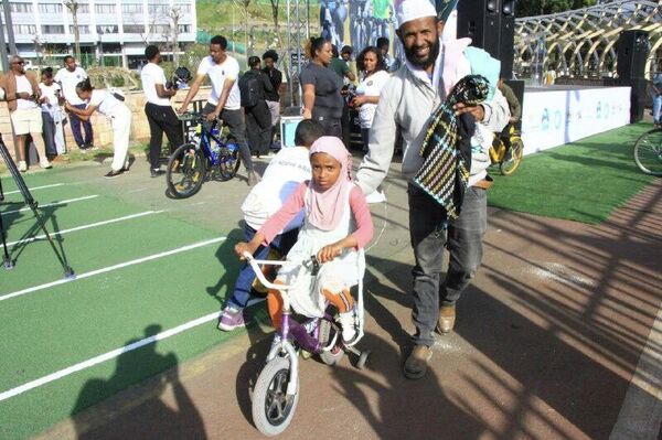 ዛሬ በአዲስ አበባ አራዳ ፓርክ የተካሄደው የብስክሌት በአዲስ ፌስቲቫል - Sputnik አፍሪካ