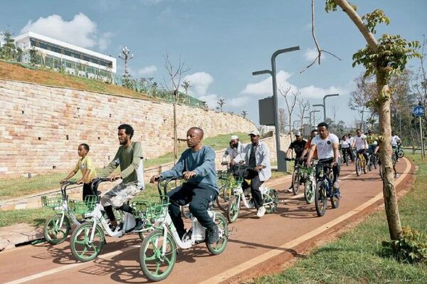 ዛሬ በአዲስ አበባ አራዳ ፓርክ የተካሄደው የብስክሌት በአዲስ ፌስቲቫል - Sputnik አፍሪካ