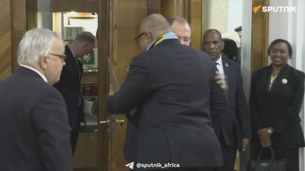 ‘ቆንጆ ሻርፕ ነው’ - ላቭሮቭ ለታንዛኒያ አቻቸው - Sputnik አፍሪካ