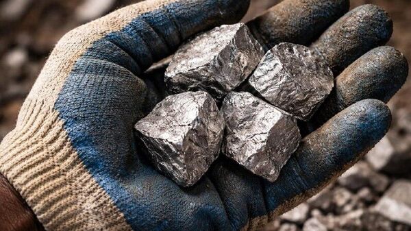 ዚምባብዌ የእሴት ሰንሰለትን ለማሻሻል የባትሪ ማዕድናት ማቀነባበሪያን እያፋጠነች ነው - የማዕድን ኩባንያ ዋና ሥራ አስፈጻሚ - Sputnik አፍሪካ