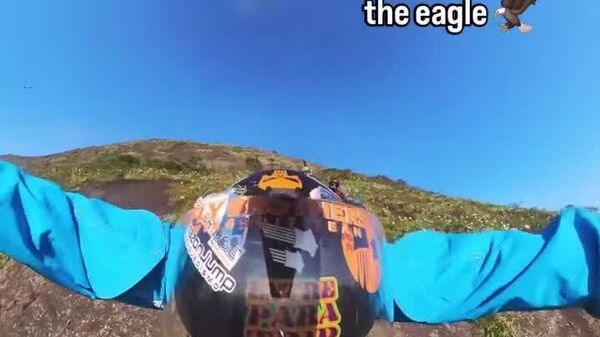 #viral | የአየሩ ባለቤት ማን ነው? ሰው ወይስ ጭልፊት? - Sputnik አፍሪካ