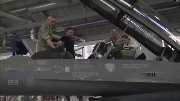 የአሜሪካ እና ኔዘርላንድ አብራሪዎች በዩክሬን ኤፍ-16 እያበረሩ እንደሆነ መገለጹ፤ ምዕራባውያን በግጭቱ ውስጥ ስላላቸው ተሳትፎ ጥያቄ አስነሳ - Sputnik አፍሪካ