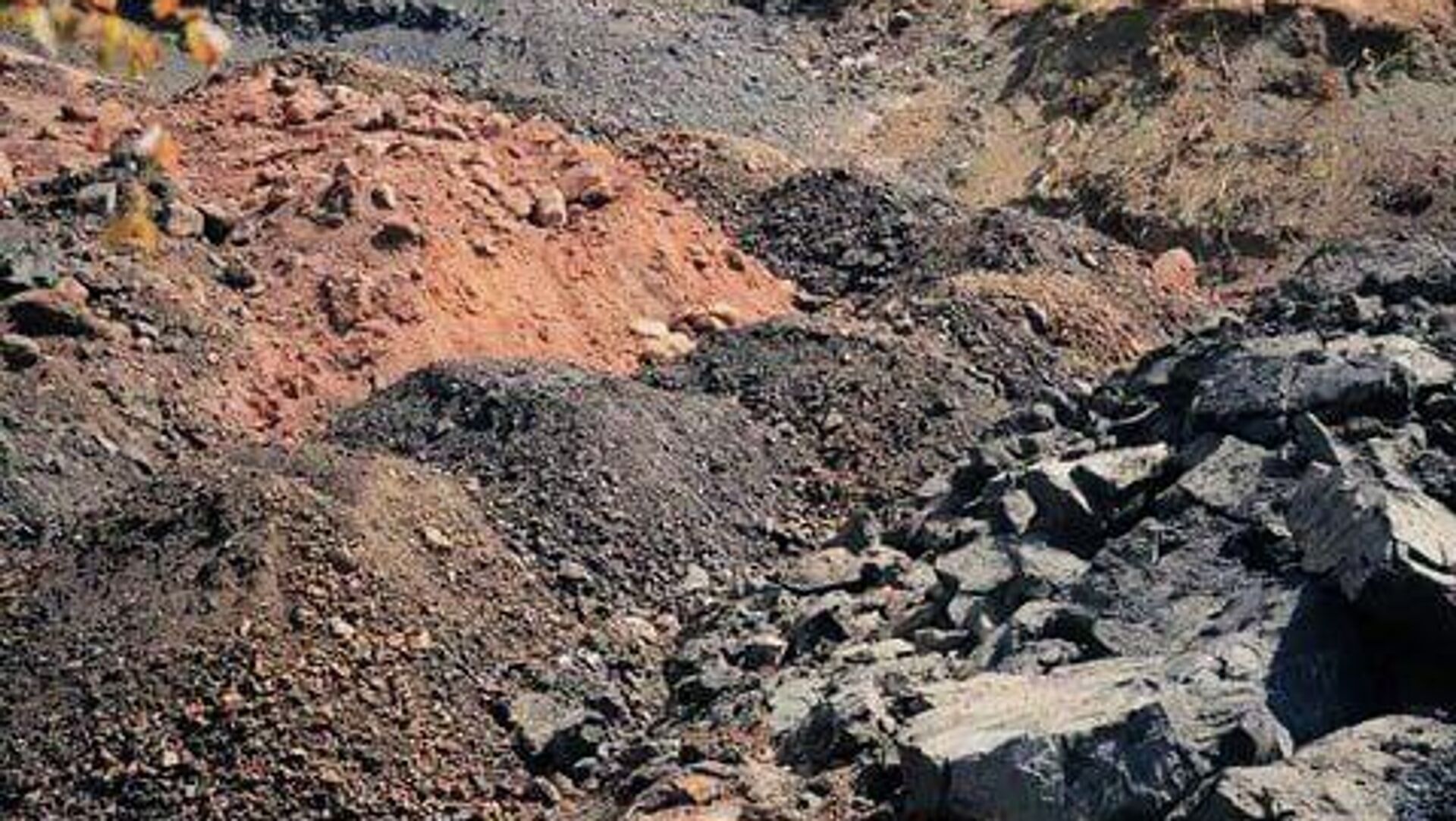 በወላይታ ዞን 81 ሚሊዮን ቶን የድንጋይ ከሰል ክምችት መኖሩ ተረጋገጠ በወላይታ ዞን 81 ሚሊዮን ቶን የድንጋይ ከሰል ክምችት መኖሩ ተረጋገጠ - Sputnik አፍሪካ, 1920, 20.02.2026