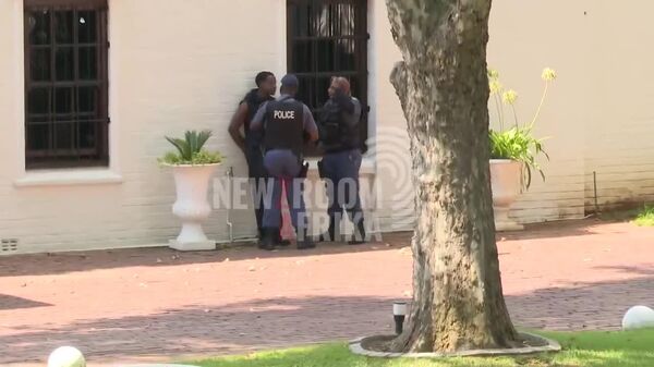 የቀድሞው የዚምባብዌ ፕሬዚዳንት ሮበርት ሙጋቤ ልጅ በሰው መግደል ሙከራ ወንጀል ፍርድ ቤት ሊቀርብ ነው - Sputnik አፍሪካ