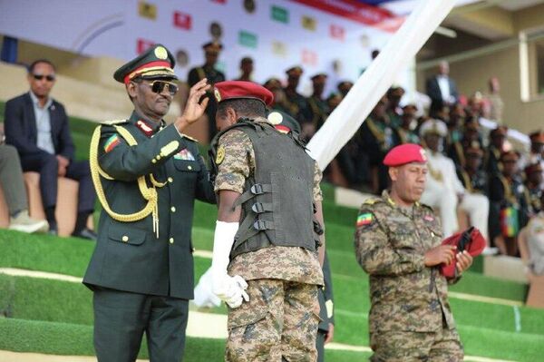 የልዩ ዘመቻዎች ዕዝ 65ኛ ዓመት በዓል – የ44ኛ ዙር ንጋት ኮርስ የኮማንዶ ሠልጣኞች ተመረቁ የልዩ ዘመቻዎች ዕዝ 65ኛ ዓመት በዓል – የ44ኛ ዙር ንጋት ኮርስ የኮማንዶ ሠልጣኞች ተመረቁ - Sputnik አፍሪካ