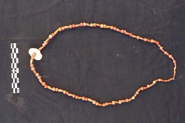 ግብፅ በጥንታዊ መንግሥት ዘመን የነበሩ ከድንጋይ ተፈልፍለው የተሰሩ መቃብሮችን አገኘች - Sputnik አፍሪካ