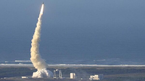 እንግሊዝ እና ፈረንሳይ ዩክሬንን የኒውክሌር መሳሪያ ለማስታጠቅ እየተዘጋጁ ነው - የሩሲያ የውጭ ደህንነት መሥሪያ ቤት - Sputnik አፍሪካ