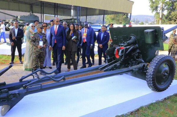 የኢትዮጵያ መከላከያ ሠራዊት ሙዚየም በይፋ ተመረቀ የኢትዮጵያ መከላከያ ሠራዊት ሙዚየም በይፋ ተመረቀ - Sputnik አፍሪካ