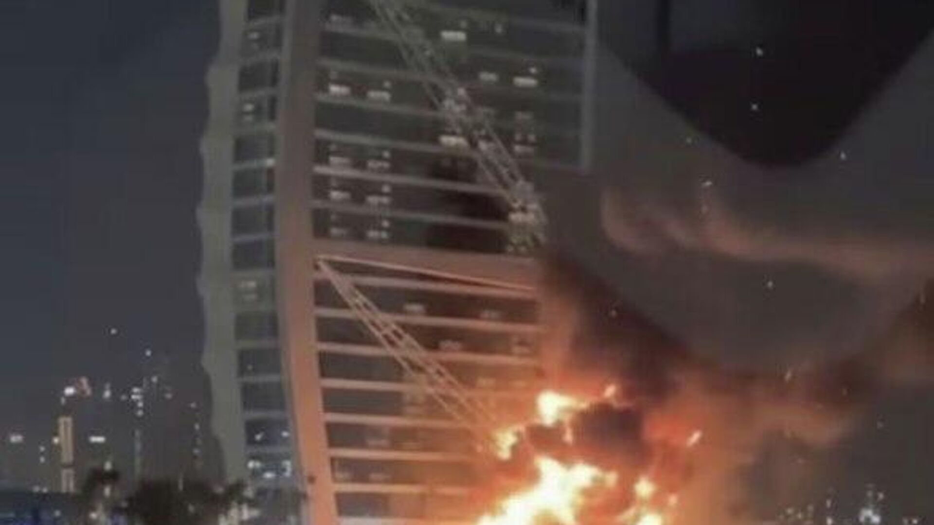 የሩሲያ እና የተባበሩት አረብ ኤምሬቶች የውጭ ጉዳይ ሚኒስትሮች ለኢራን አፋጣኝ የተኩስ አቁም እንዲደረግ ጥሪ አቀረቡ የሩሲያ እና የተባበሩት አረብ ኤምሬቶች የውጭ ጉዳይ ሚኒስትሮች ለኢራን አፋጣኝ የተኩስ አቁም እንዲደረግ ጥሪ አቀረቡ - Sputnik አፍሪካ, 1920, 01.03.2026