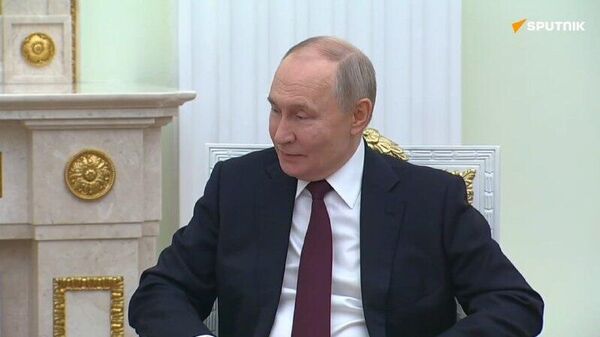 ፑቲን ቱዋዴራ በቅርቡ በተካሄደው የማዕከላዊ አፍሪካ ሪፐብሊክ ፕሬዚዳንታዊ ምርጫ ስላሸነፉ እንኳን ደስ አለሆት ብለዋል - Sputnik አፍሪካ