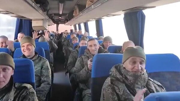 ሩሲያ 200 የዩክሬን የጦር እስረኞችን ለኪየቭ አስተላለፈች - Sputnik አፍሪካ