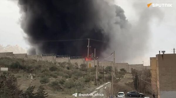 በቴህራን የሚገኘው የሻህራን የነዳጅ ማከማቻ በሌሊት በተፈጸመ ጥቃት ከፍተኛ ጉዳት ደረሰበት - Sputnik አፍሪካ