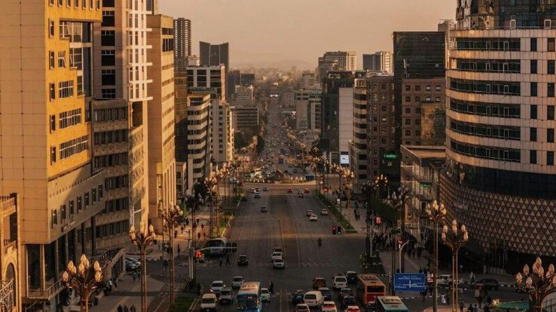 በአዲስ አበባ የሕዝብ ትራንስፖርት አገልግሎት ክፍያ ላይ ጭማሪ ተደረገ በአዲስ አበባ የሕዝብ ትራንስፖርት አገልግሎት ክፍያ ላይ ጭማሪ ተደረገ - Sputnik አፍሪካ, 1920, 15.03.2026