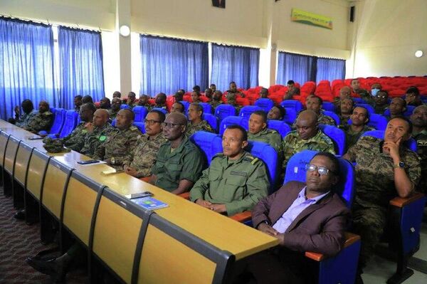 የኬንያ መከላከያ አዛዥነትና ስታፍ ኮሌጅ አመራሮች በኢትዮጵያ አዛዥነትና ስታፍ ኮሌጅ ጉብኝት አደረጉ - Sputnik አፍሪካ