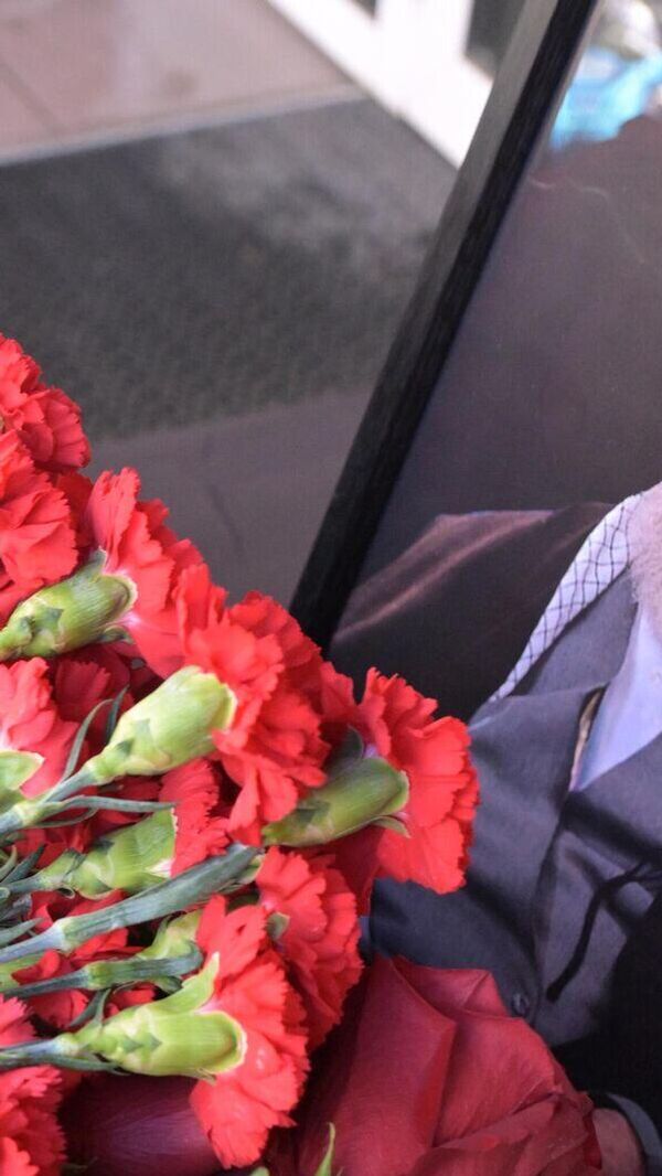 በካዛን በሚገኘው የኢራን ቆንስላ ጄኔራል የሀዘን አበባ የማስቀመጥ ስነ-ስርዓት በካዛን በሚገኘው የኢራን ቆንስላ ጄኔራል የሀዘን አበባ የማስቀመጥ ስነ-ስርዓት - Sputnik አፍሪካ