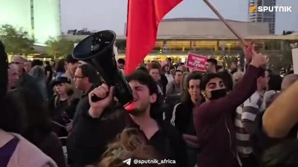 በመሃል ቴል አቪቭ የፀረ-ጦርነት ሰልፍ ተካሄደ፤ የእስራኤል ፖሊስ ሰልፈኞቹን በትኗል - Sputnik አፍሪካ