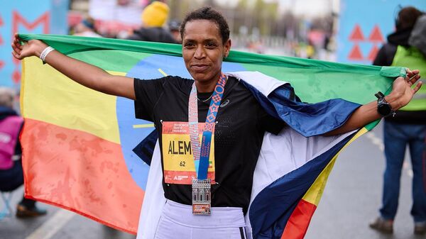 ኢትዮጵያዊቷ አትሌት ፅጌ መለሰ በሞስኮ ግማሽ ማራቶን አዲስ ክብረ ወሰን አስመዘገበች - Sputnik አፍሪካ